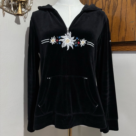 Style & Co. Tops - Y2K Vintage Embroidered Velvet Floral Track Sweater Top Size Medium Style & Co.
